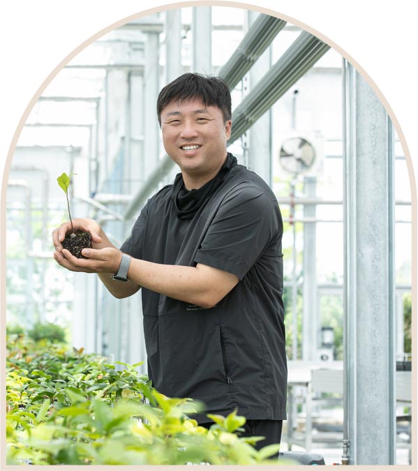 신재권 팀장│식물소재사업실 식물양묘팀 신재권 팀장│식물소재사업실 식물양묘팀